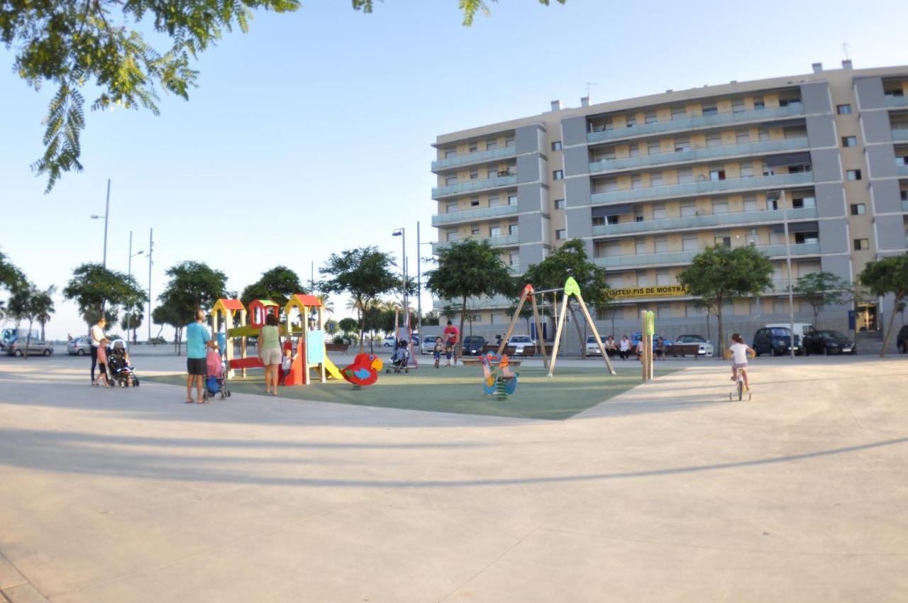 Badalona Beach Apartment Exterior photo